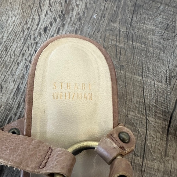 Stuart Weitzman gladiator sandals in tan leather size 7.5. - Picture 3 of 7